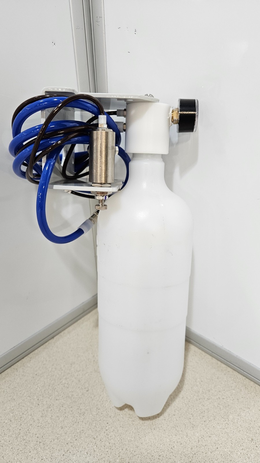 USED DCI-type Dental Water Bottle System, w/ Bottle and Tubing