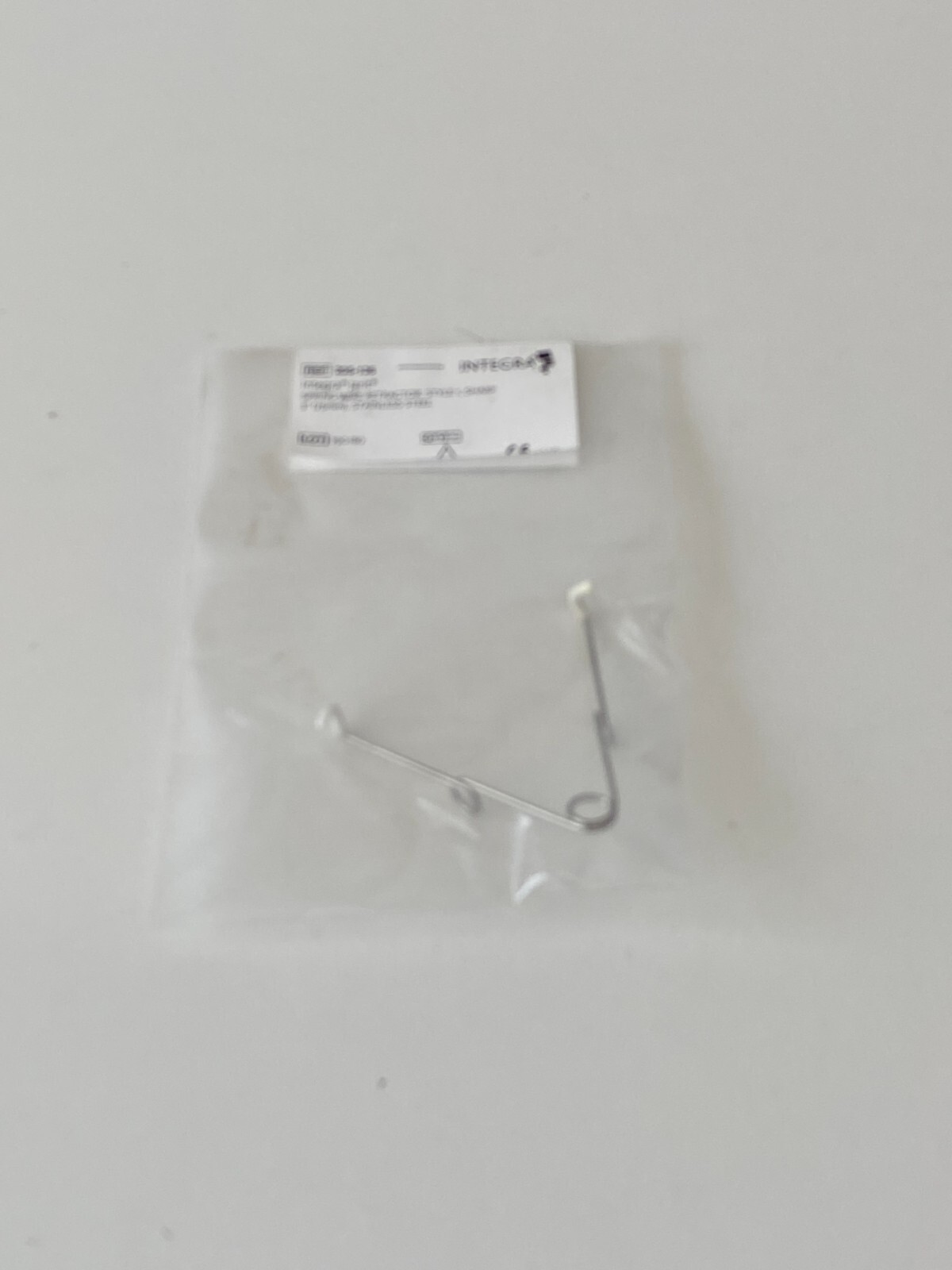 L26: Integra Spring Retractor 205-136