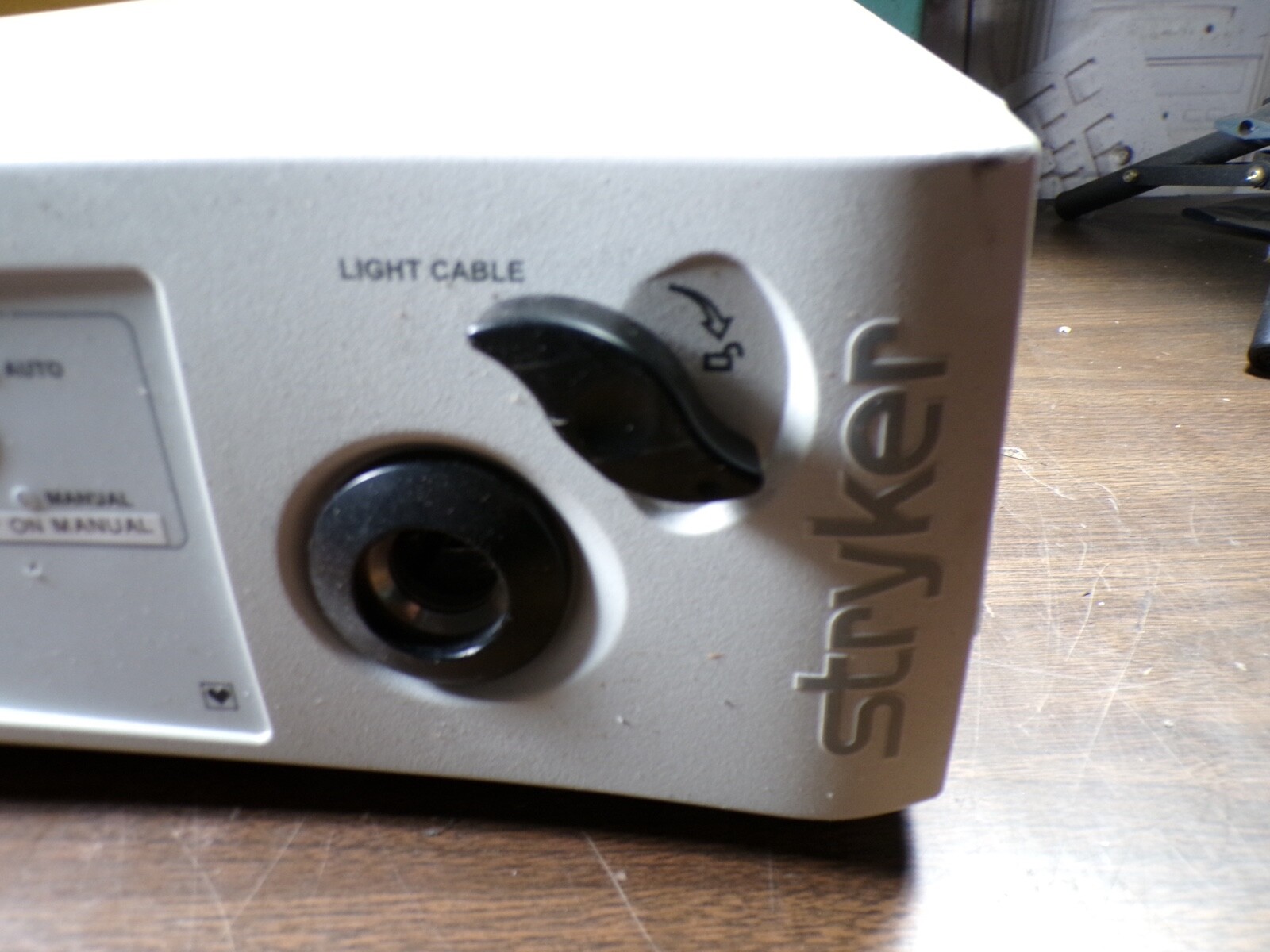 Stryker X7000 | 220-190-000 Xenon Endoscopy Light Source **Untested/ untested