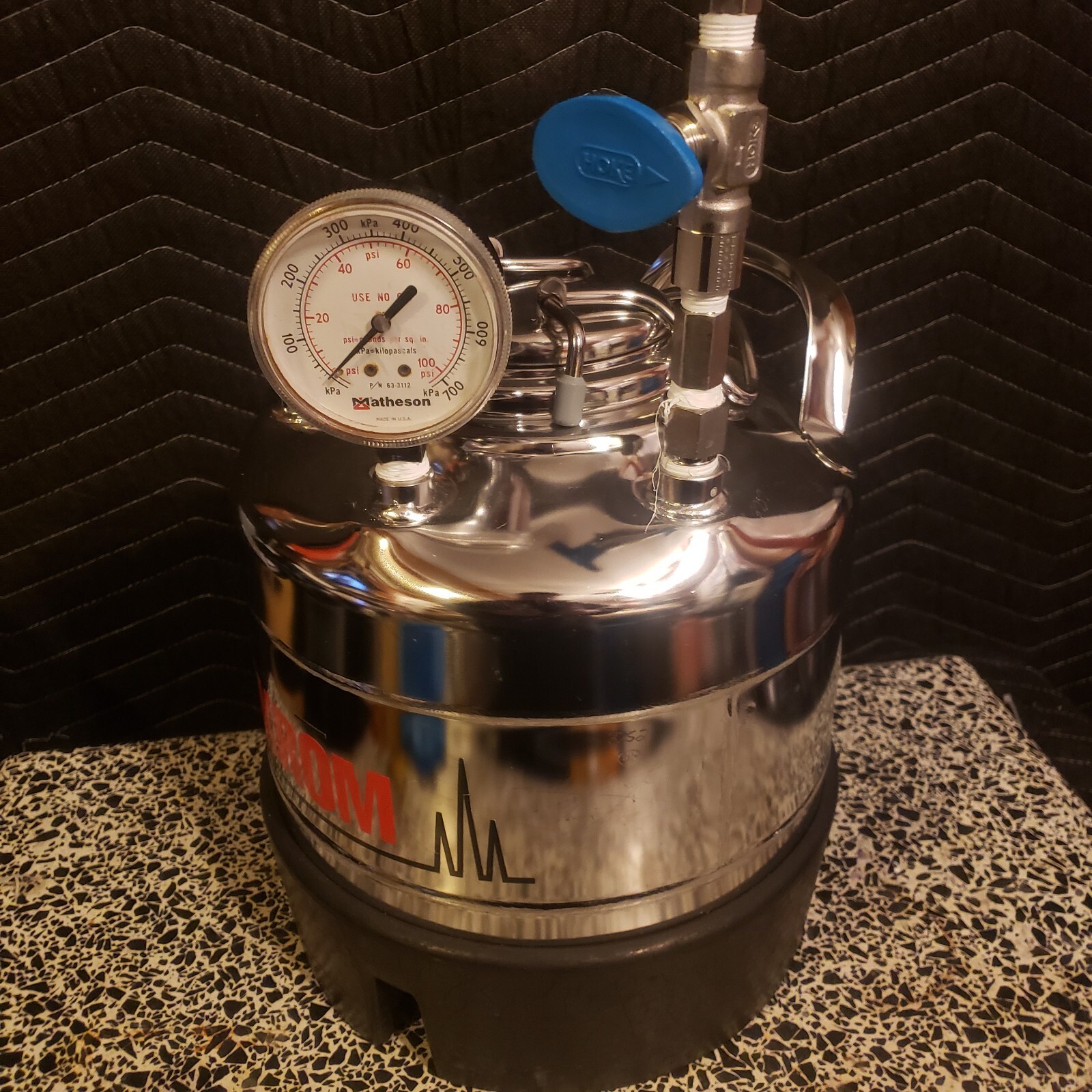 2 Gallon 316L APC Pressure Vessel Fully Loaded Electropolished w/Dip Tube, Boot
