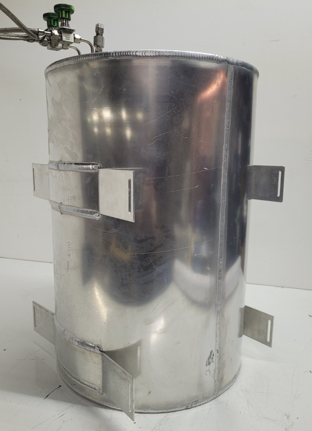 ORNL 100L Aluminum Low Pressure Containment Tank 18″x26″ 26 Gallons