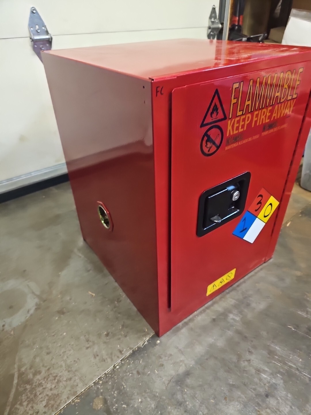 Uline Countertop Flammable Storage Cabinet – Manual Door, Red, 4 Gallon H-2569