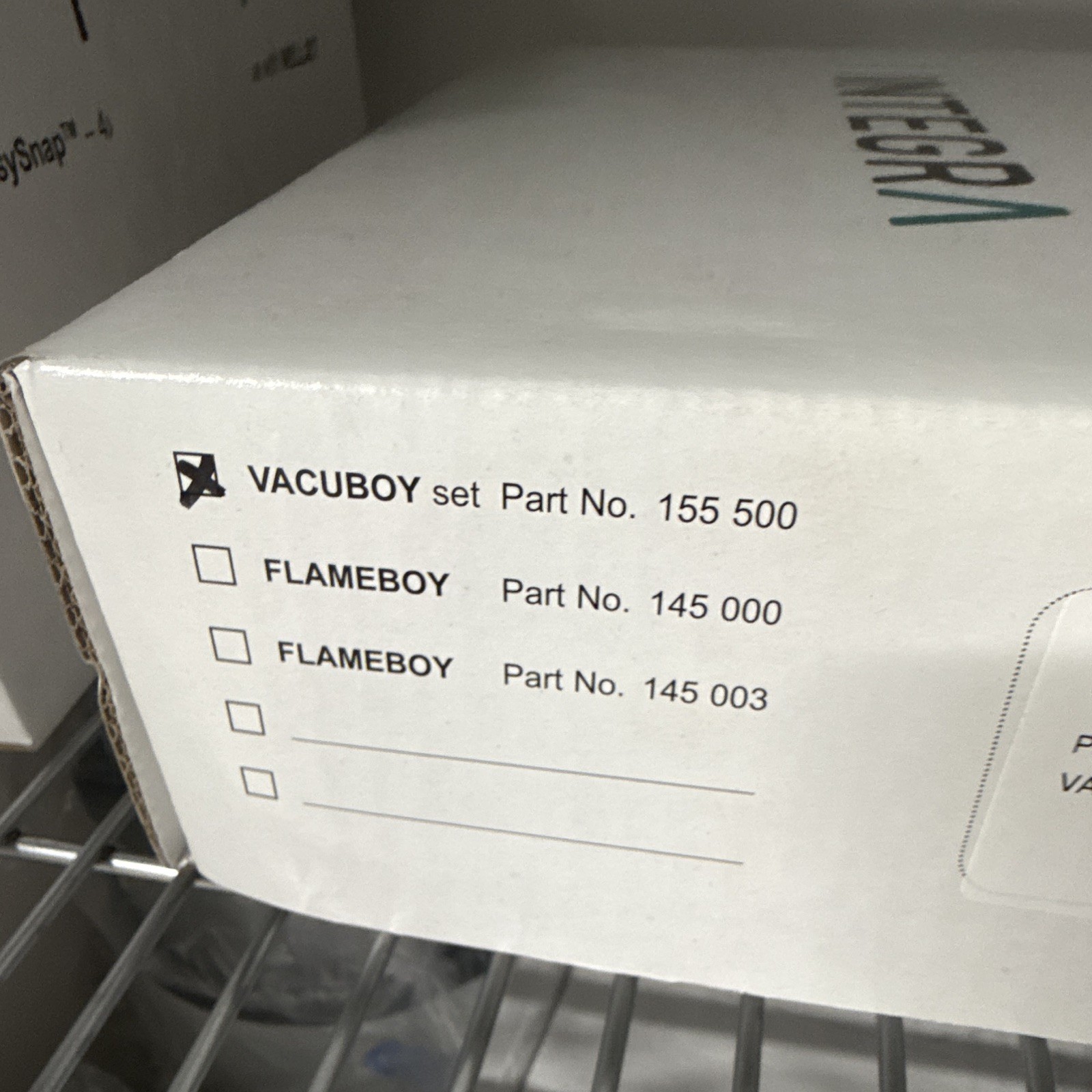 INTEGRA VACUBOY Hand Operator Set, Physical Laboratory, MPN 155500