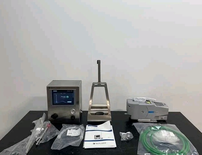 Repligen C24U v3.0 ATF System Controller With Agilent IDP3B01 Dry Scroll Pump