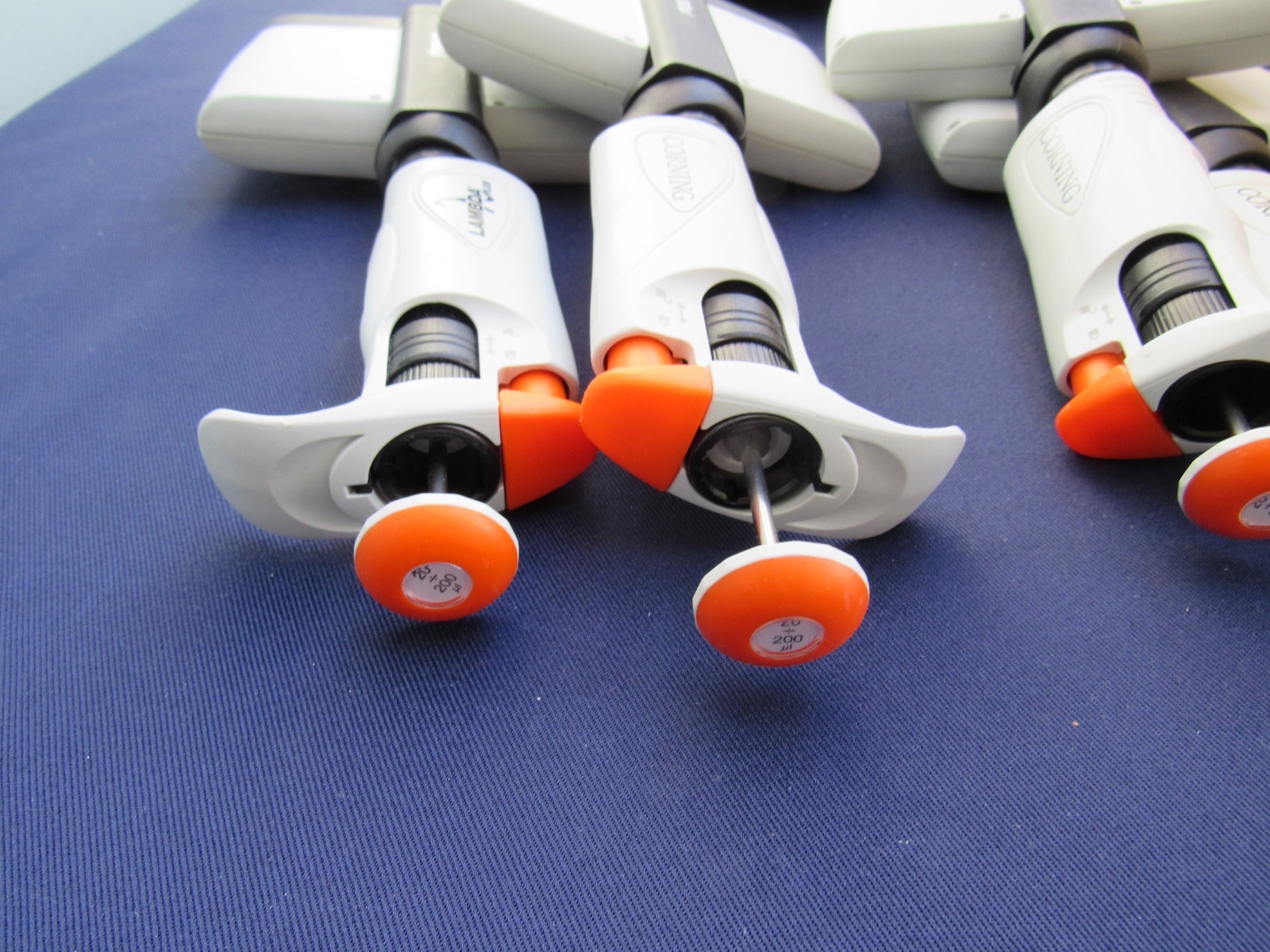 Corning Lambda Plus 12 channel pipette 20-200uL many available, GUARANTEED