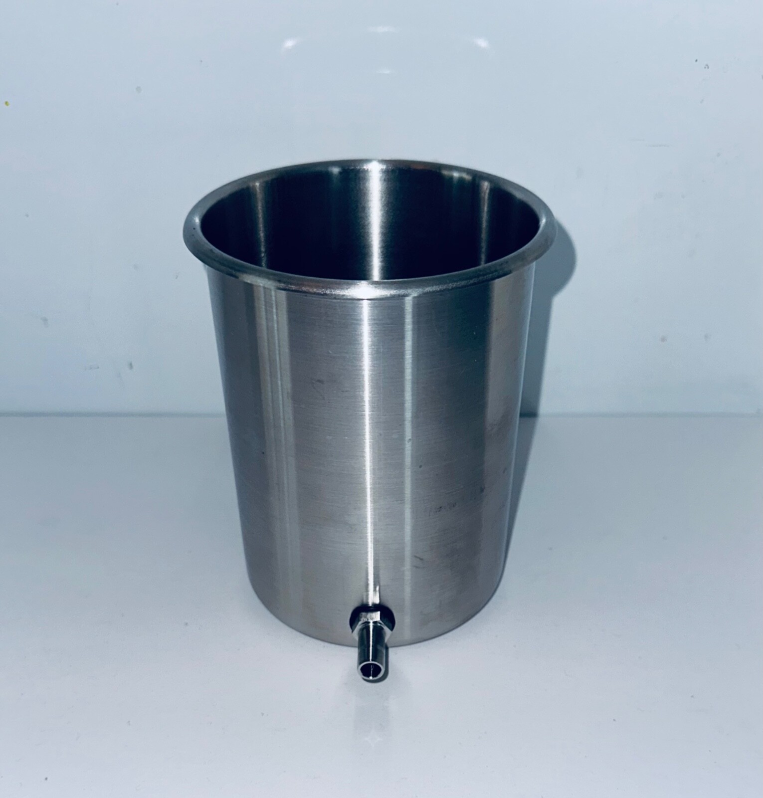 POLAR WARE Stainless Steel Canister 1-1/4 Quart NSF Certified USA w/ Side Port