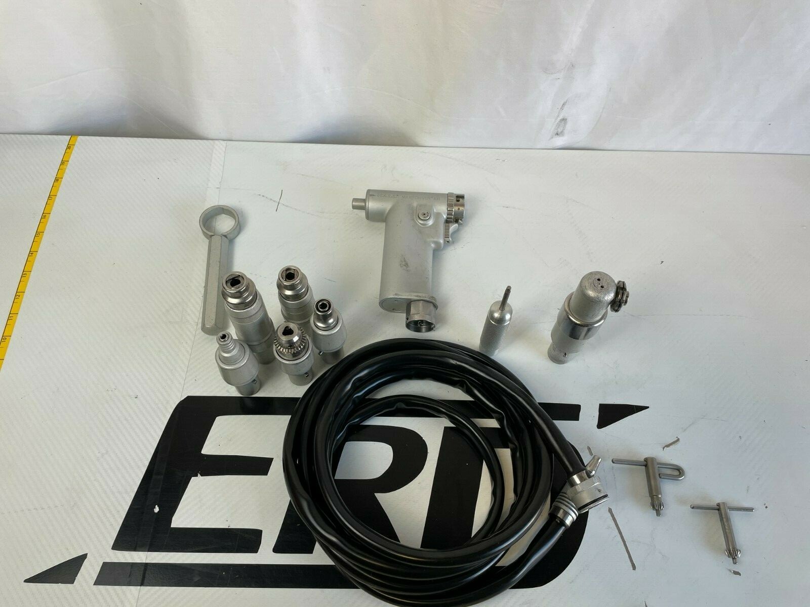 3M/ Hall Maxi Driver Air Handpiece Set (incomplete)