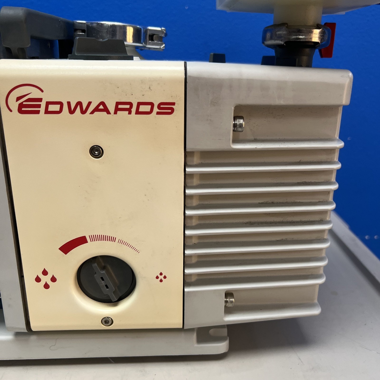 Edwards RV3 Rotary Vane Vacuum Pump P/N A65201903 w/ Oil Mist Filter EMF20