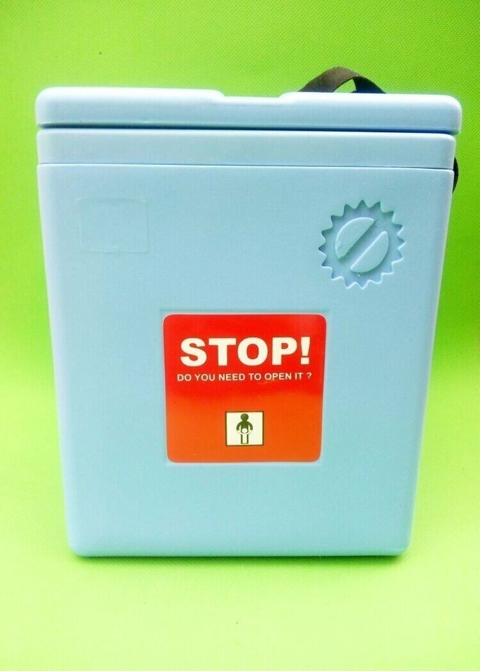 Large Vaccine Carrier, High Density Polyethylene 4Icepacks with Capacity 1.5Ltrs