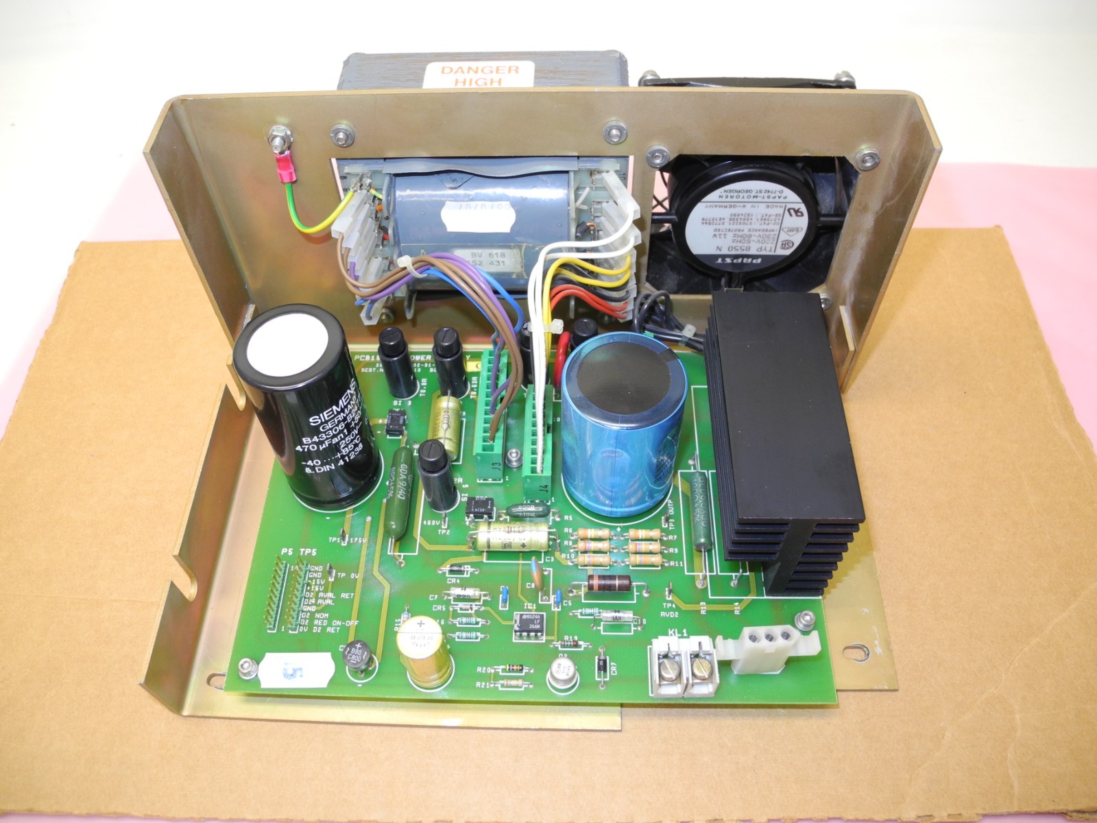 PERKIN ELMER PCB15 D2 POWER SUPPLY IN 1100B AAS HOUSING W/FAN & TRANSFORMER