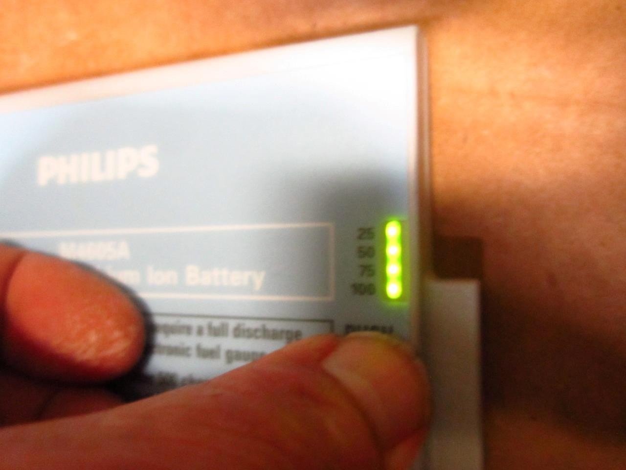 Philips 865297 IntelliVue MP2/X2 Universal Docking Station w Battery