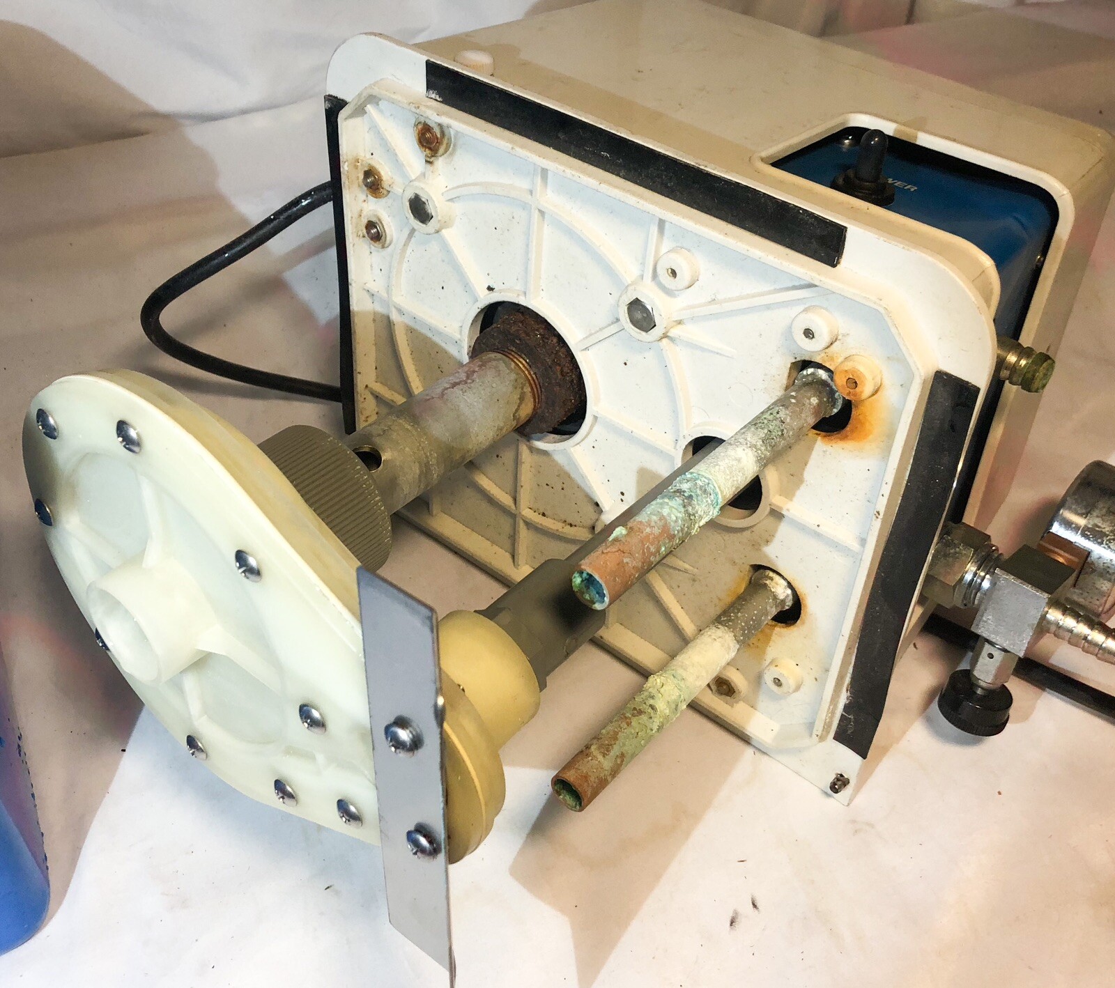 COLE PARMER ASPIRATOR PUMP 7049-00 9.5L Aerated Lab Bath Tested!