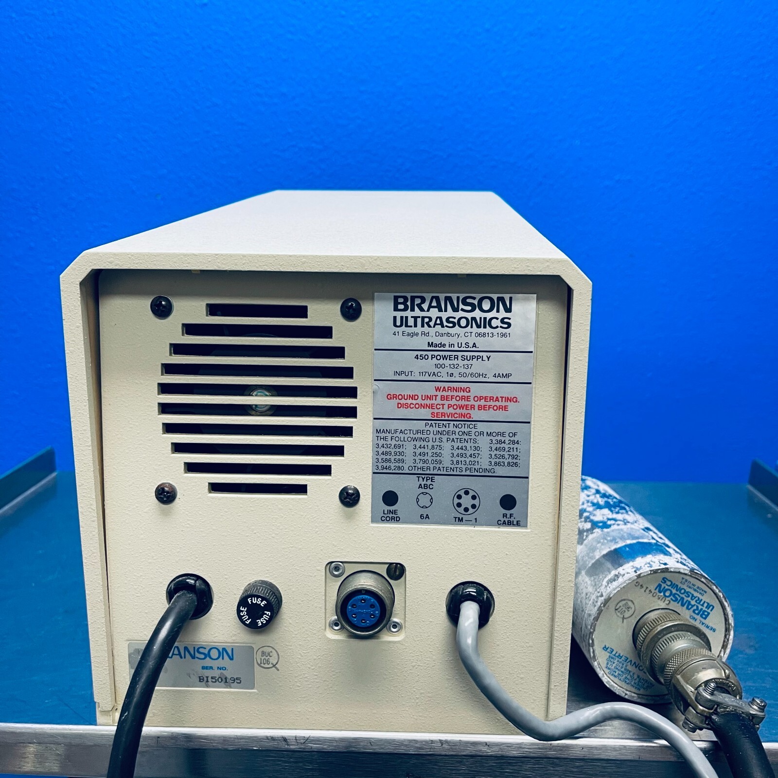 Branson 450 Sonifier Ultrasonic Processor and Cell Disruptor with Converter Horn
