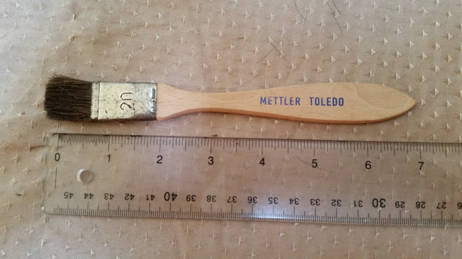 Mettler Toledo Balance Brush 20 7″ long (L 0.75″ x W 0.75″ brush) Nice and Clean