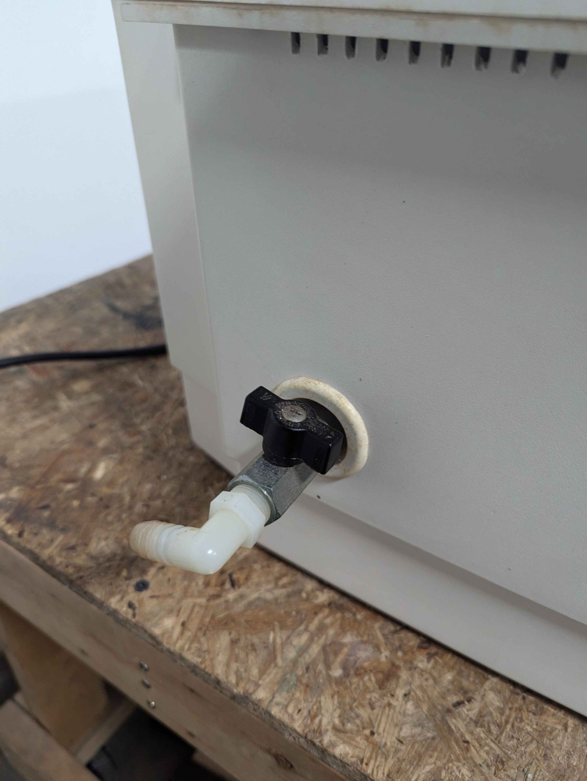 Branson Ultrasonic Bath, Model 8510R-DTH, Tested and Works!