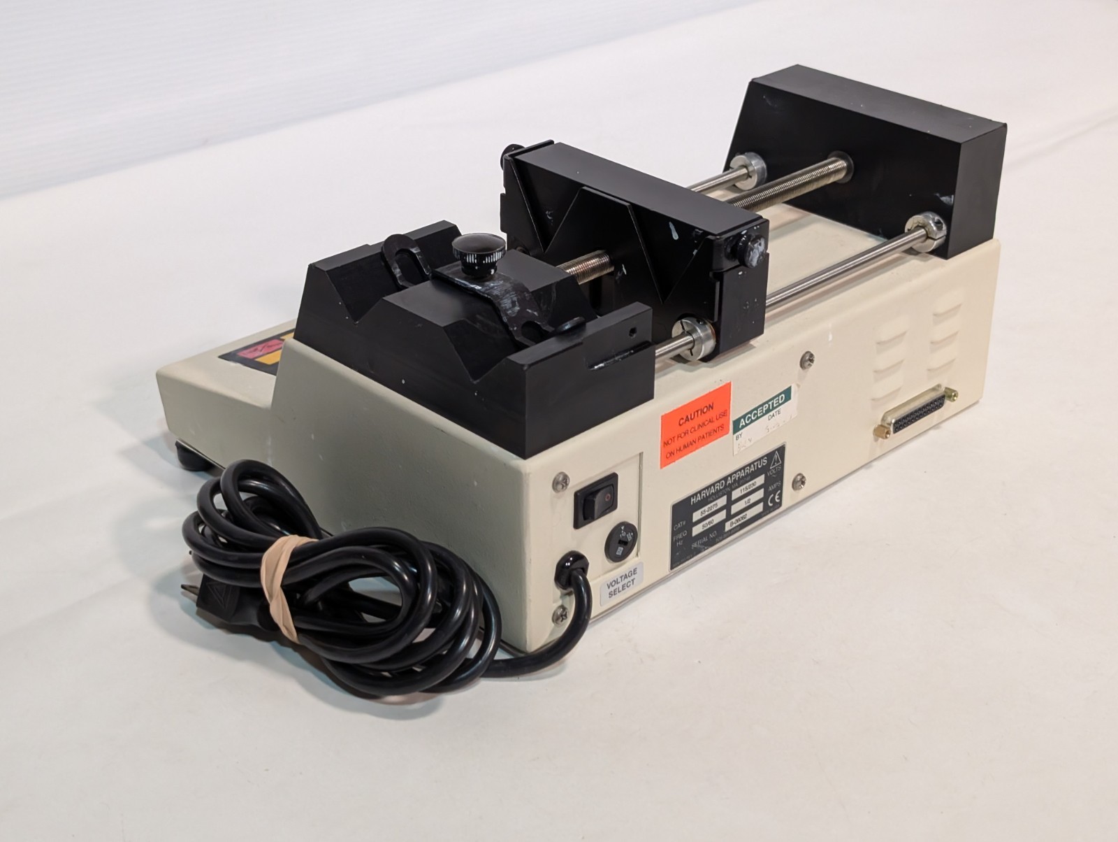 Harvard Apparatus Cat# 55-2275 Model 22 Syringe Pump, 115/230v @ 50/60Hz, 0.5a