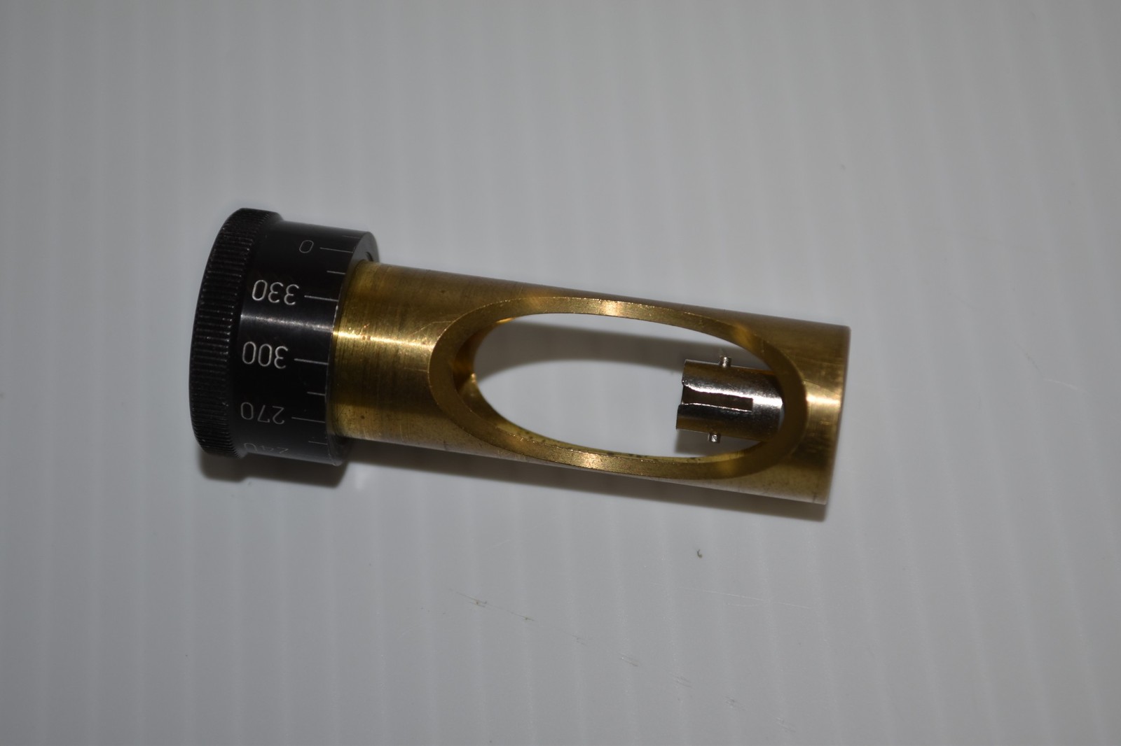 *JM* NEWPORT FPH-CA FIBER CHUCK POSITIONER (SML37)