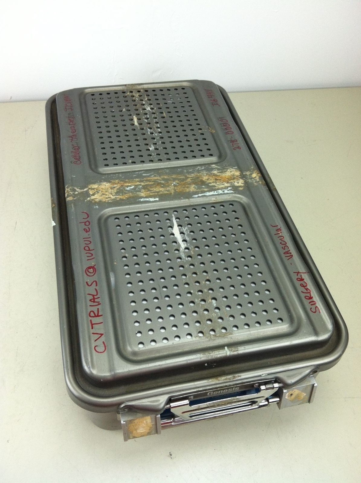 V. MUELLER GENESIS FULL SIZE STERILIZATION MEDICAL CONTAINER 23.5″ x 12.5″ x 6″