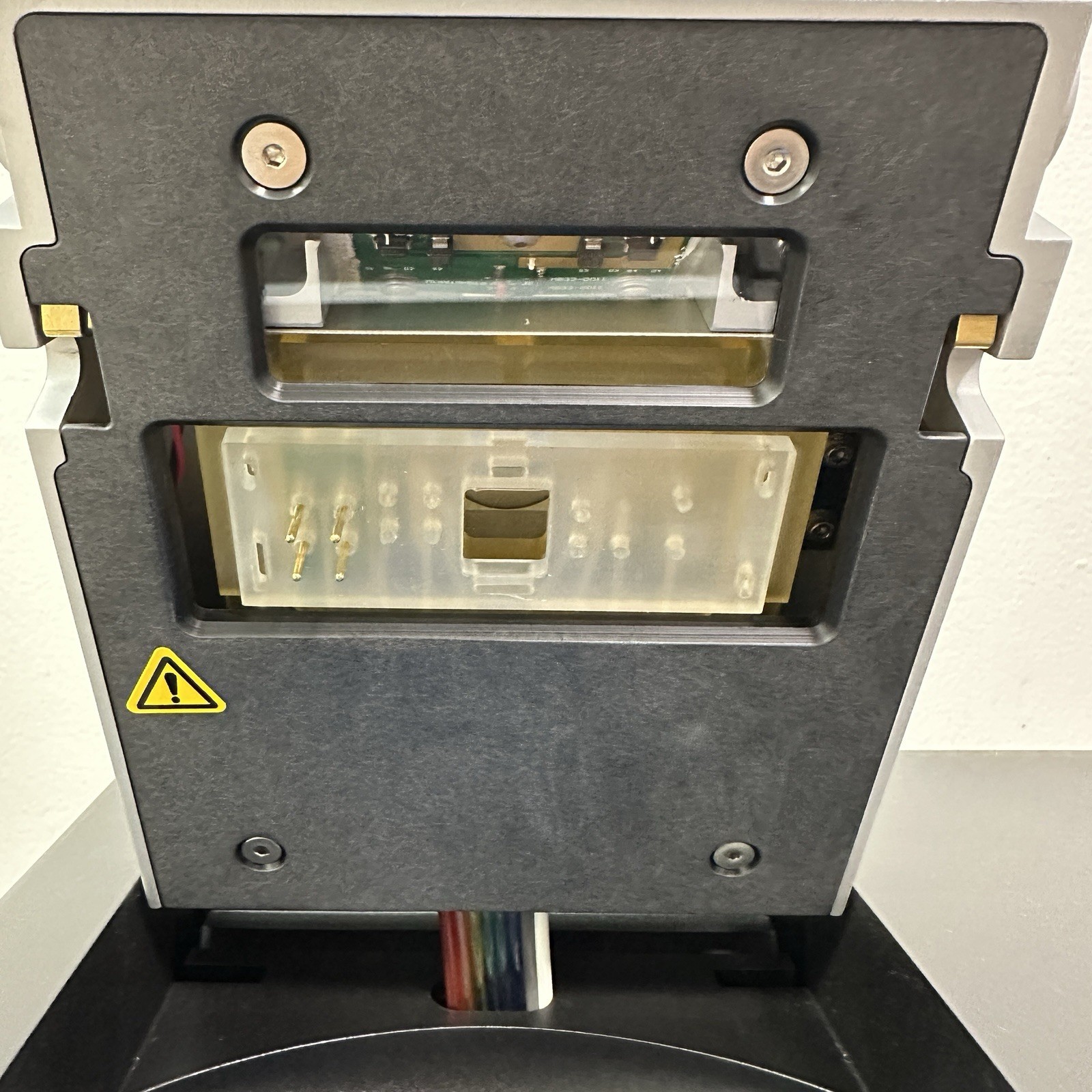 Mission Bio Tapestri Single Cell DNA Sequencing Benchtop Instrument /30Day Wrnty