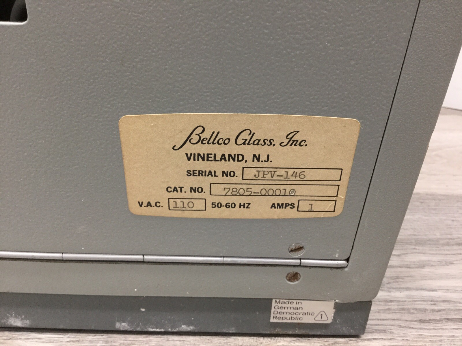 Bellco Glass Lab Microscope 7805-00010 *For Parts or Repair* See Description