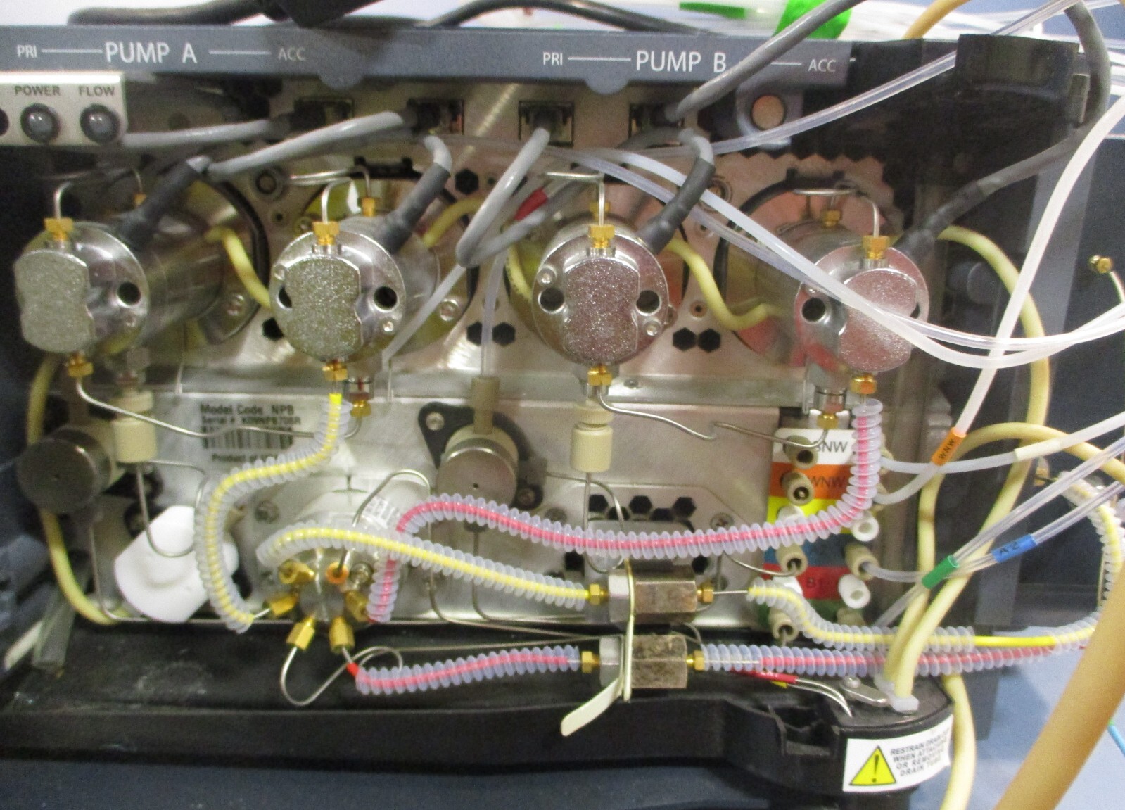 Waters nano Acquity UPLC 800000257 Binary Solvent Manager 100-240VAC 50-60Hz