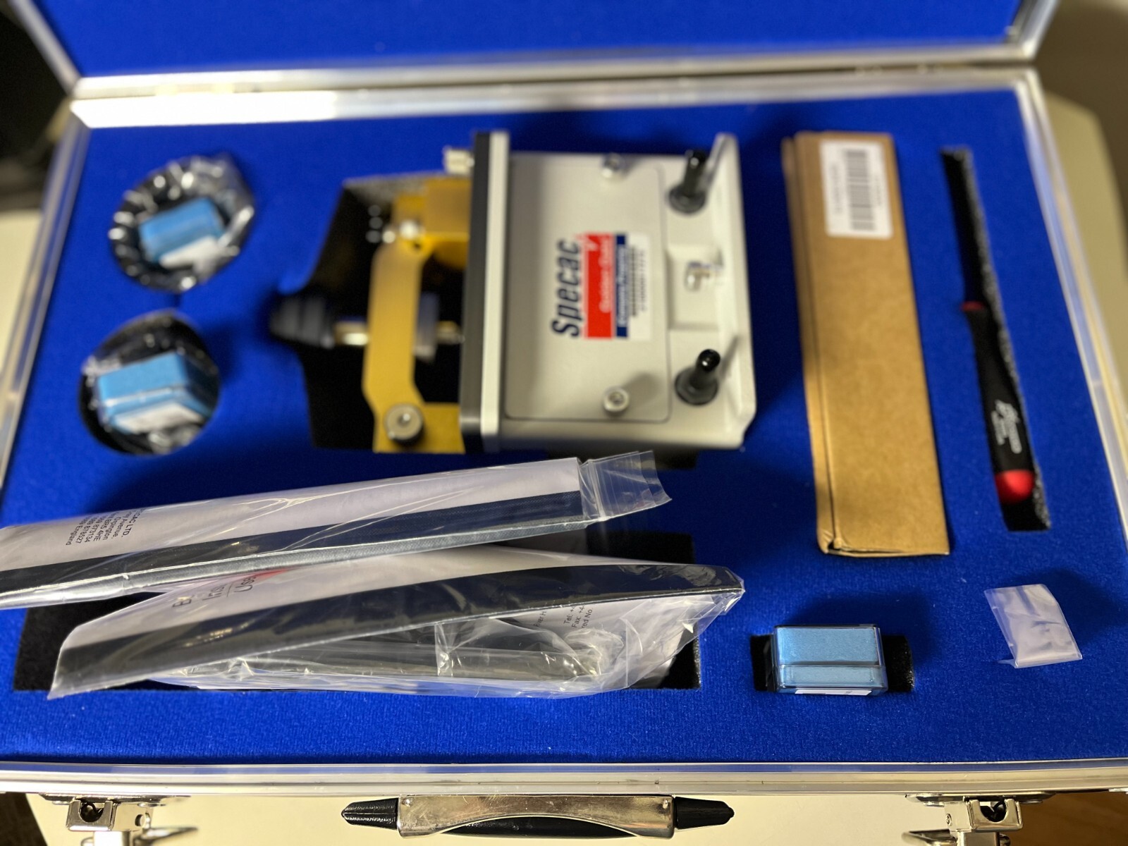 Specac Golden Gate Single Reflection Diamond ATR System with 549-093 baseplate