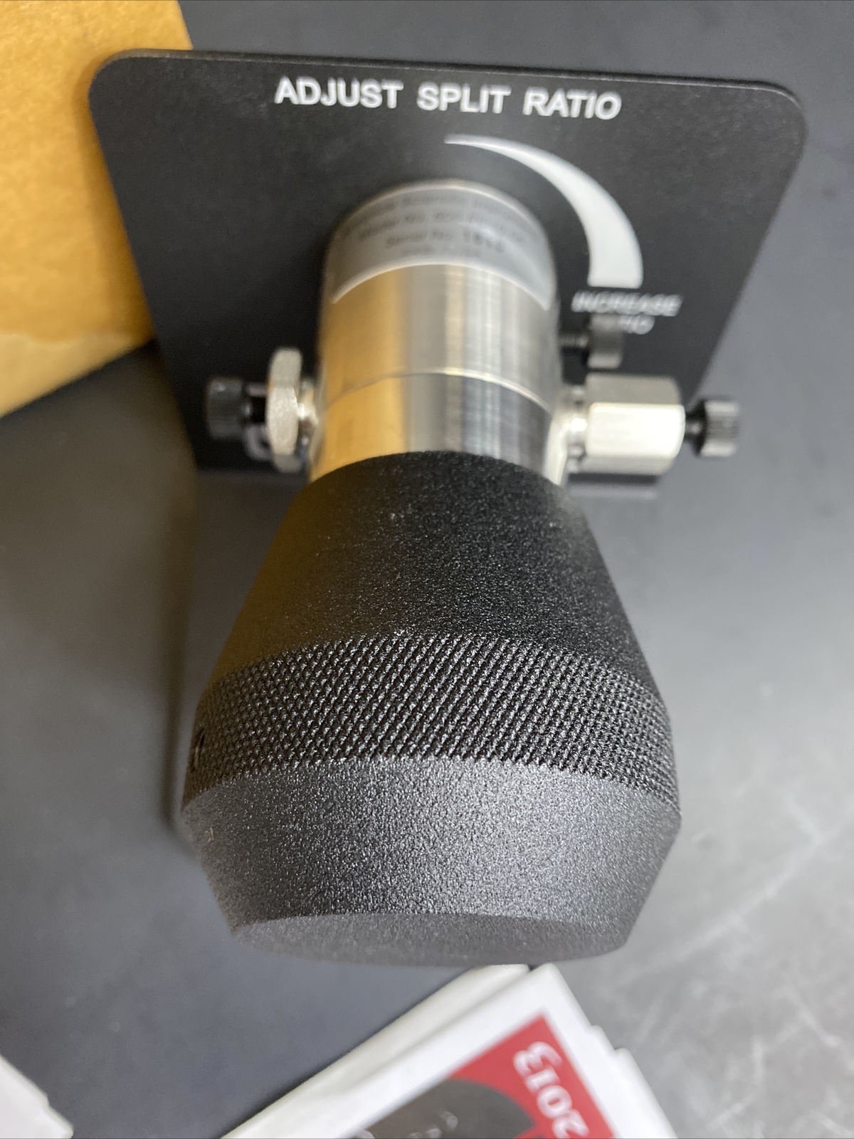 Analytical Sales Adjustable Flow Splitter with 06 Resistor Post Column