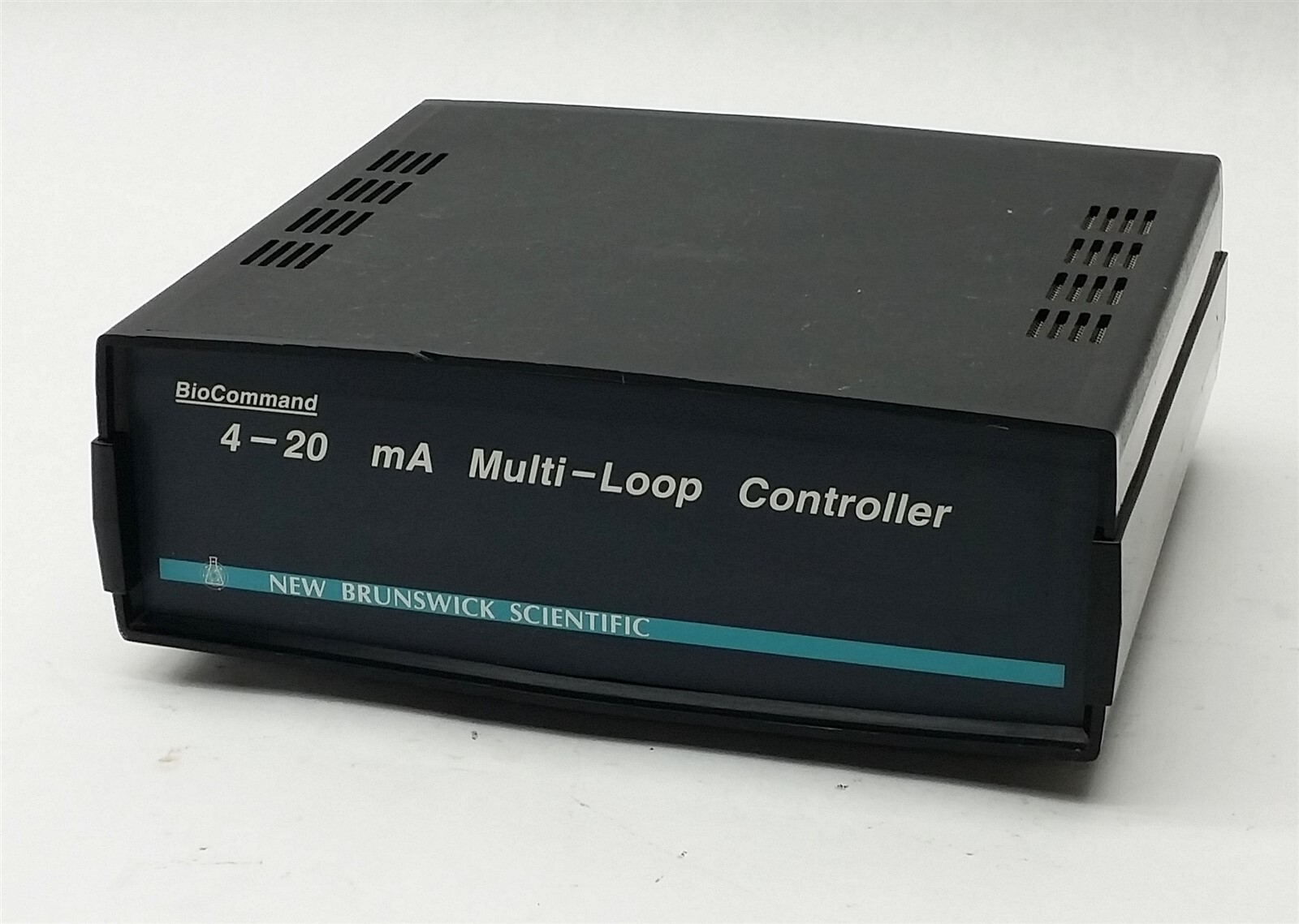 New Brunswick Scientific Biocommand 4-20 mA Multi-Loop Controller M1257-1000