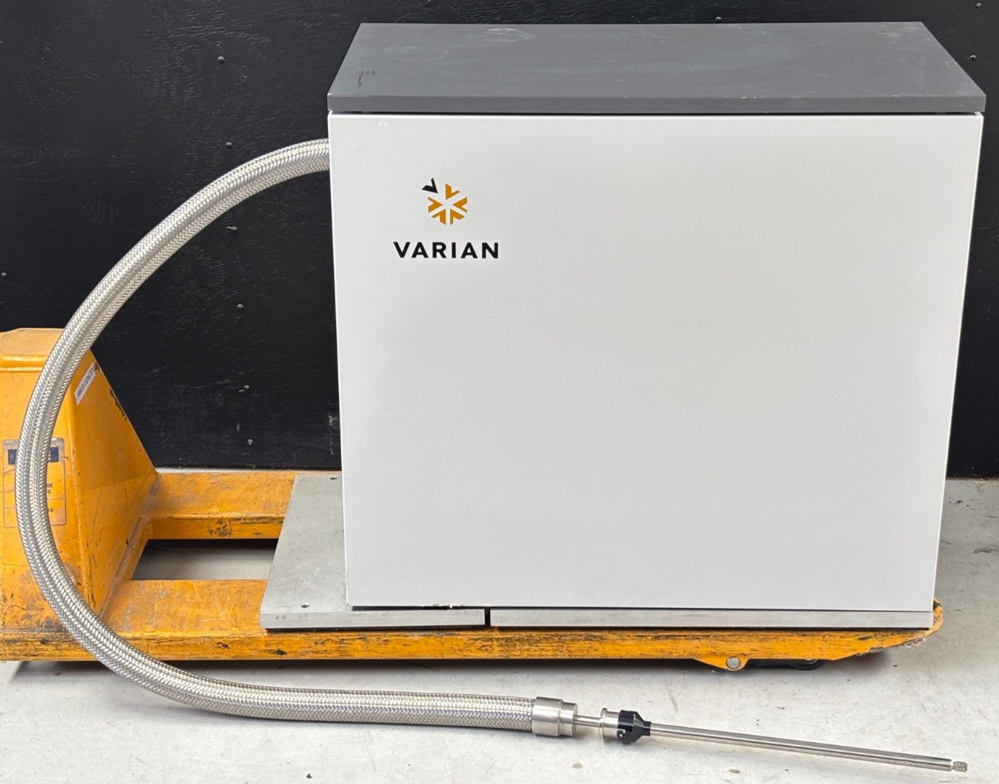 Varian #01910257 NMR Superconducting Magnet Cryostat Cold Trap, Cryogenic System