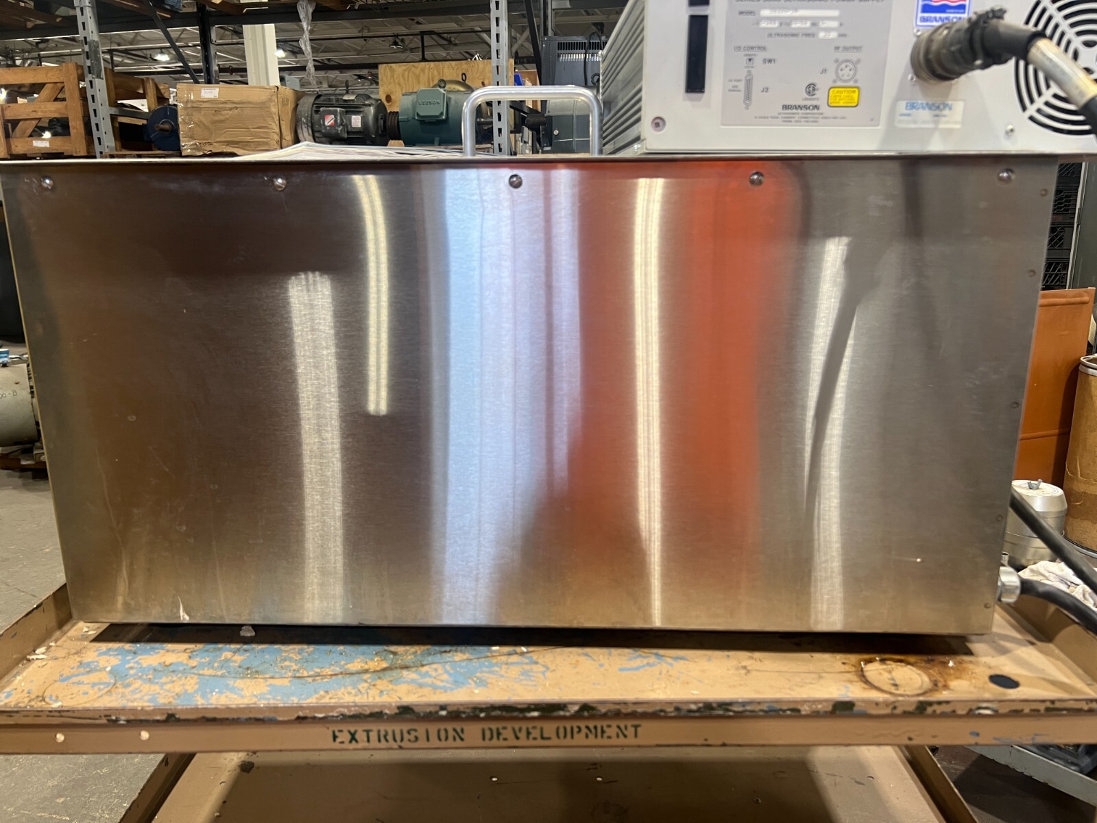 👀BRANSON 12x30x12″ TRANSDUCERIZED CLEANING TANK & 8300 SER ULTRASONIC GENERATOR