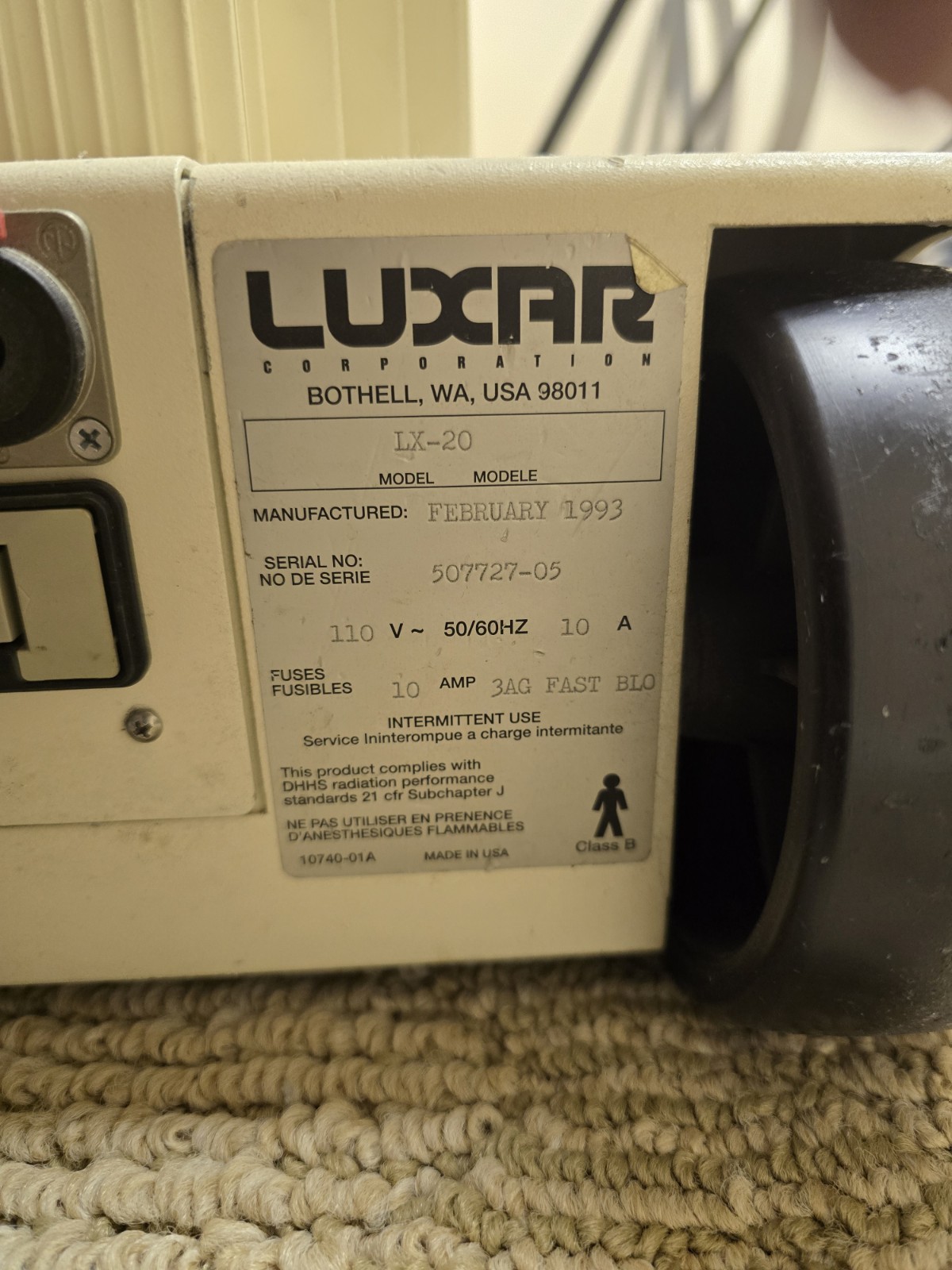 Luxar LX-20 Cosmetology Laser Unit w/ Handpiece, Articulated Arm, Accessories