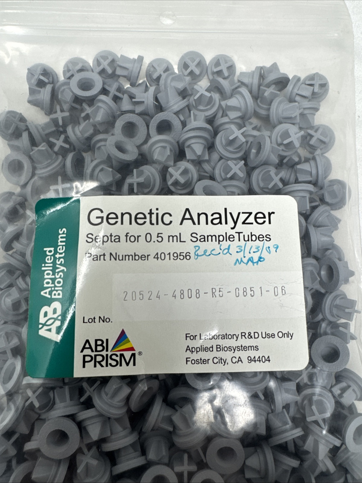 Applied Biosystems Septa for 0.5mL for Sample Tubes 401956 lot of 3 bags