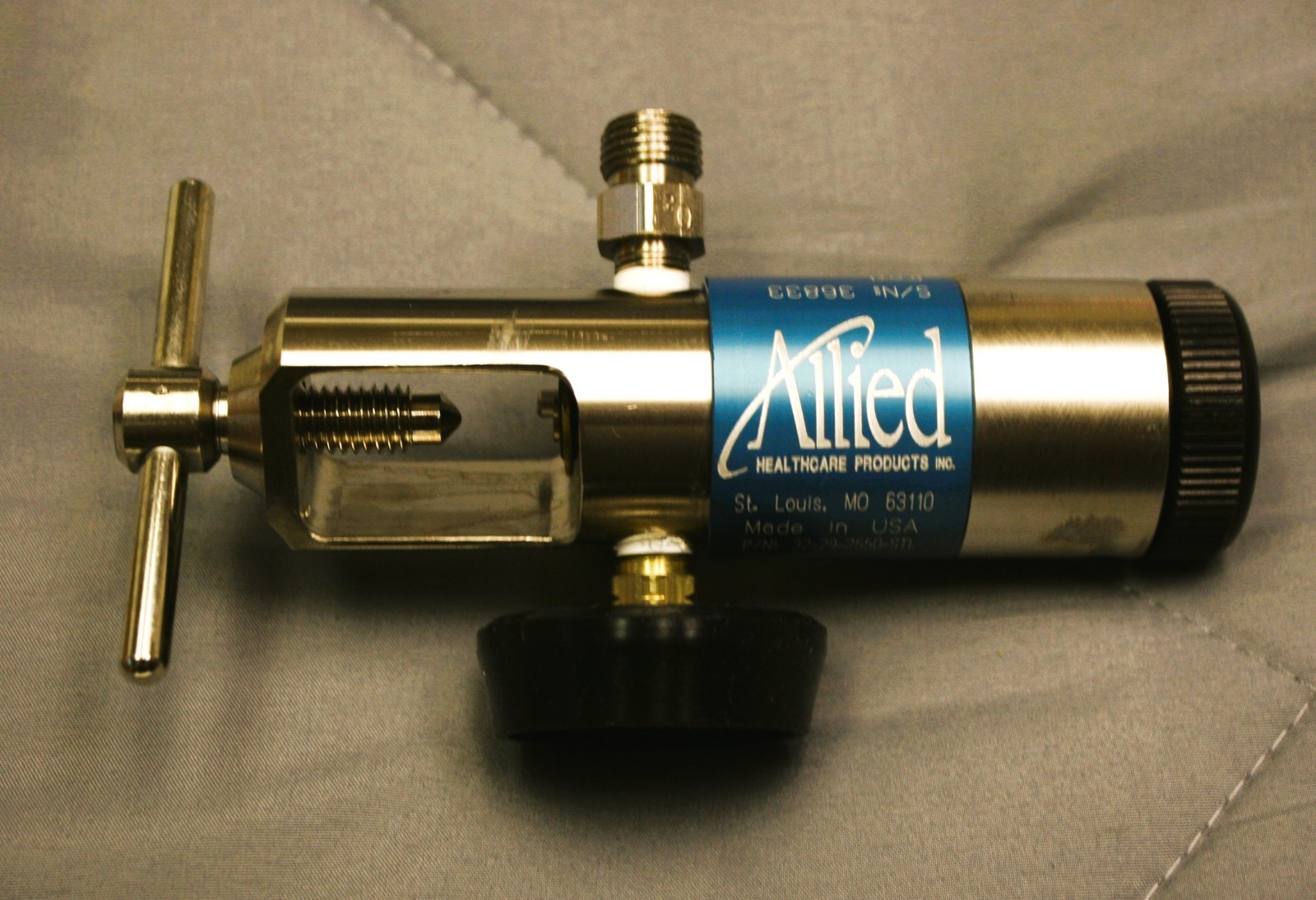 Allied Healthcare Products Oxygen regulator 32-29-2550-STL 0-25