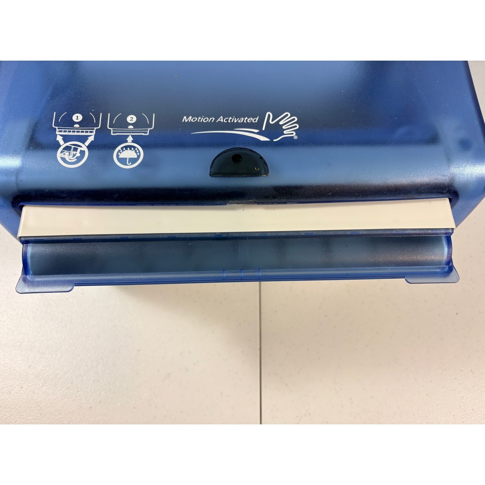 Georgia-Pacific enMotion Automated Touchless Paper Towel Dispenser Blue Untested