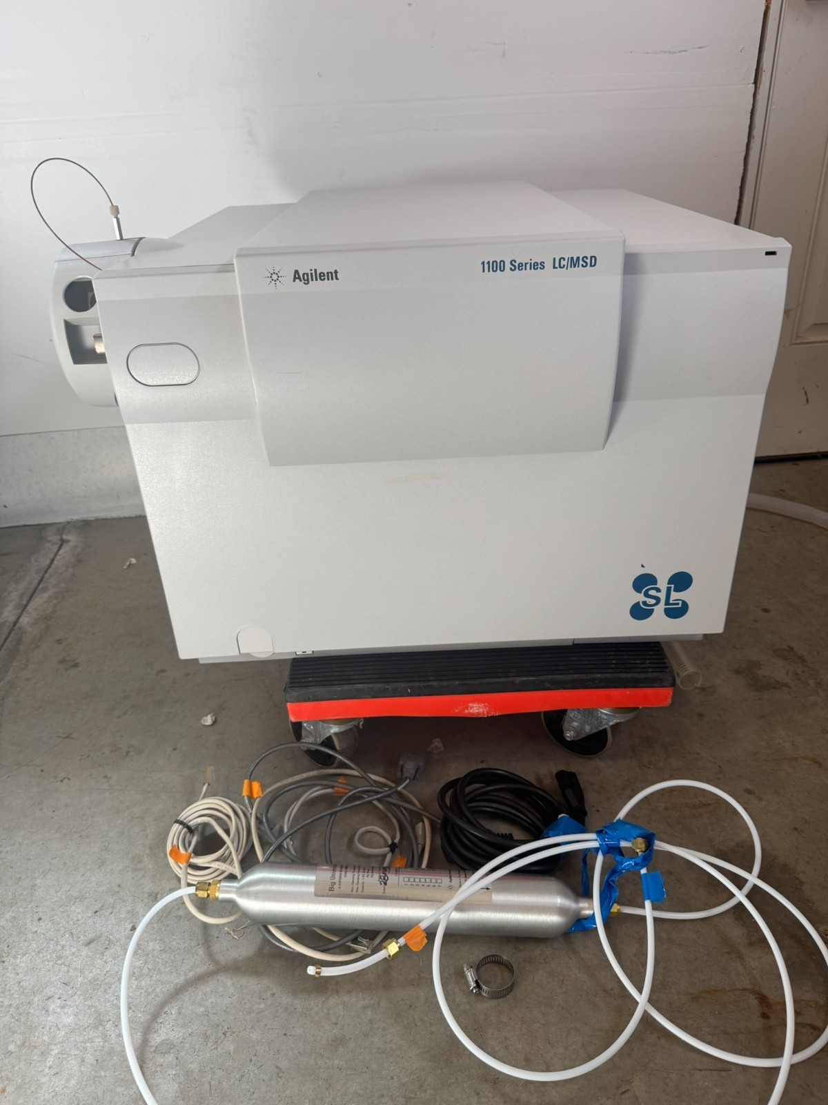 Agilent 1100 Series G1946D LC/MSD SL with G1948A ESI Source