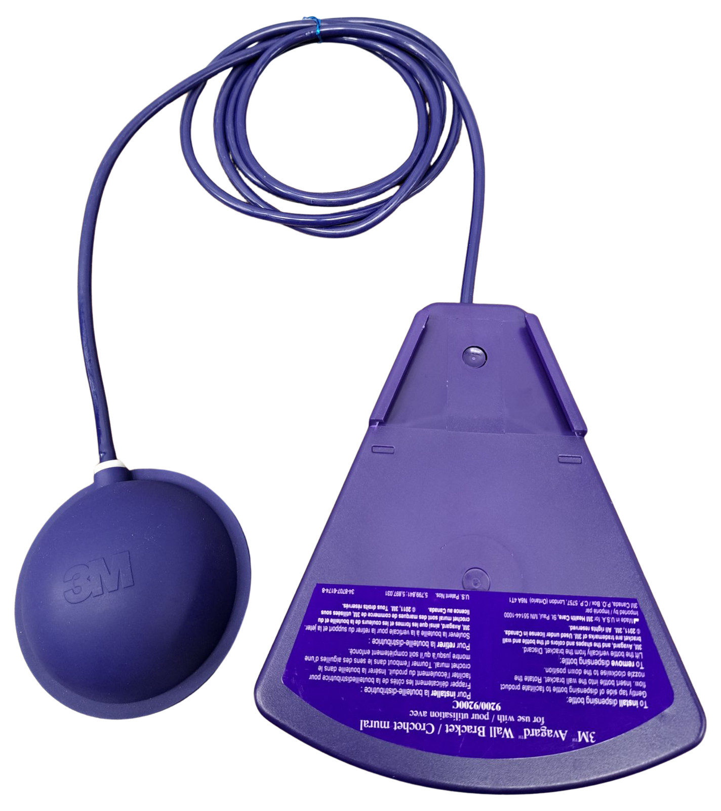 3M AVAGARD WALL BRACKET/CROCHET MURAL AND FOOT PUMP 9200/9200C