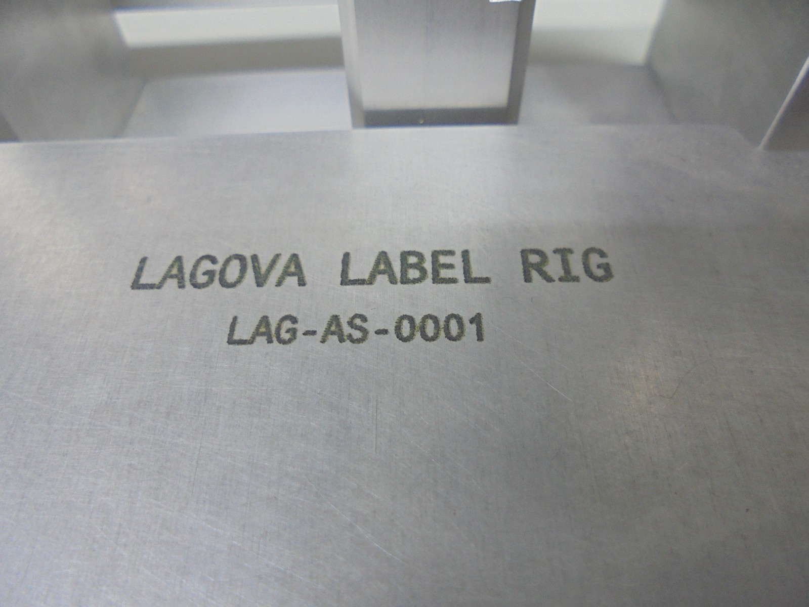 Lagova LAG-AS-0001 Label Rig