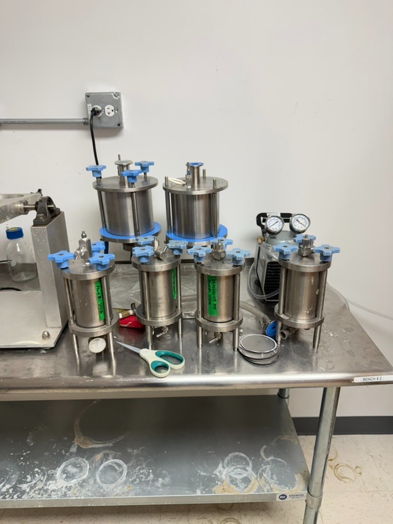 Millipore TCLP Extractor – Hazardous Waste Filtration Systems