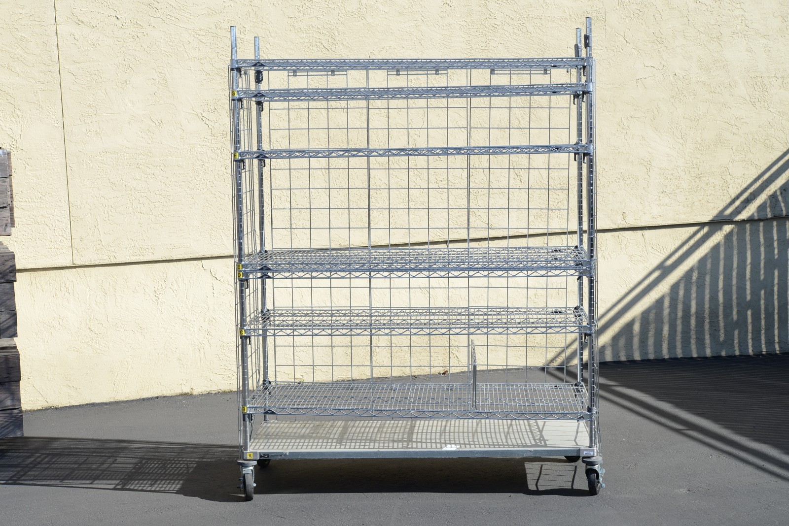 Metro Shelving on Wheels 60″ x 24″ Stainless NSF w/ 5 Shelves 76″ tall CLEAN !!!