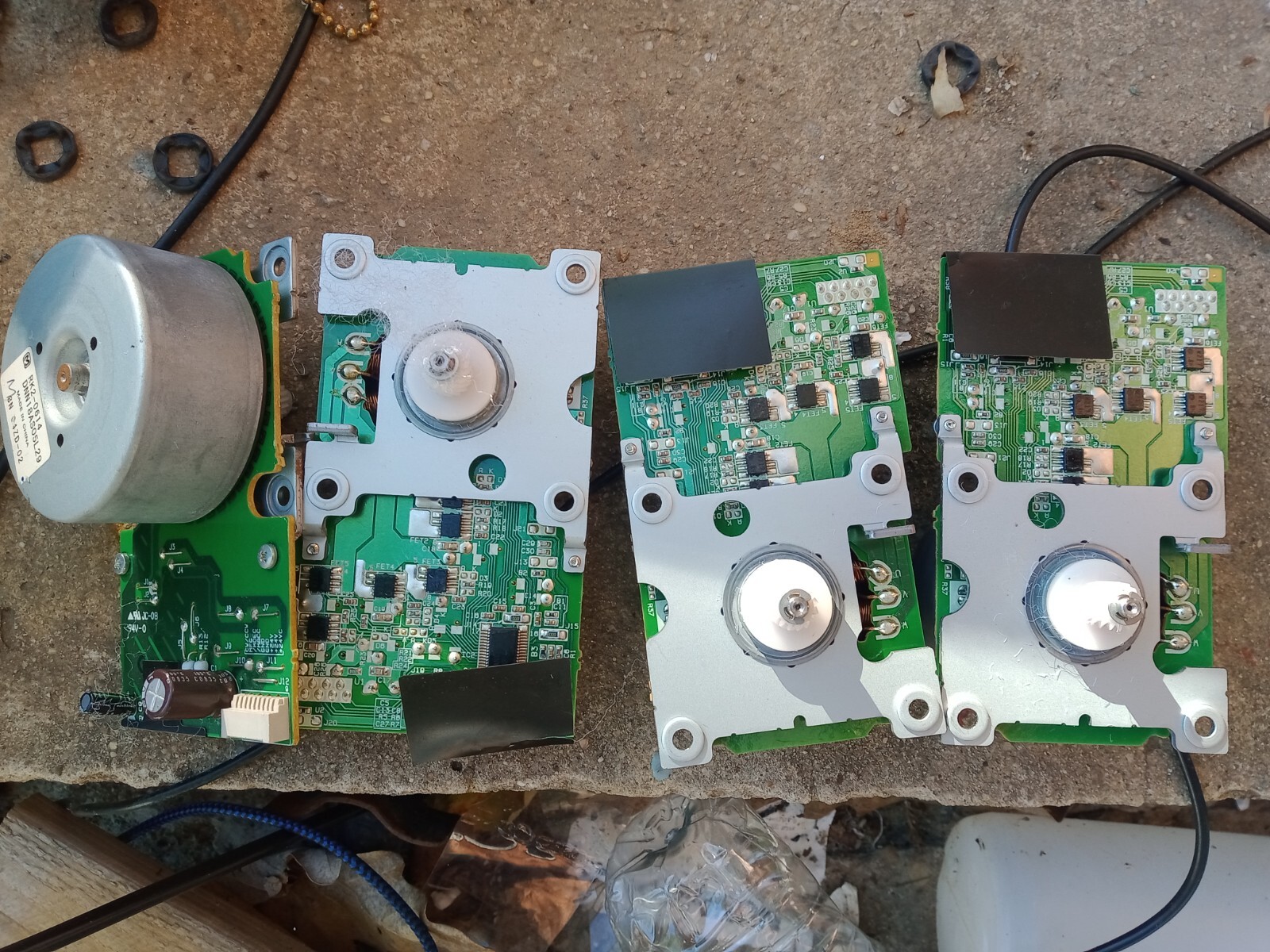 HP Color Laserjet 4730 Drive Unit, Containing RK2-0614 Motors.