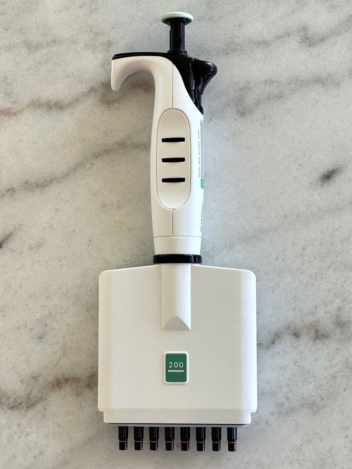INTEGRA Biosciences EVOLVE Manual Pipette #3026 – 8-Channel, 20-200uL, P200