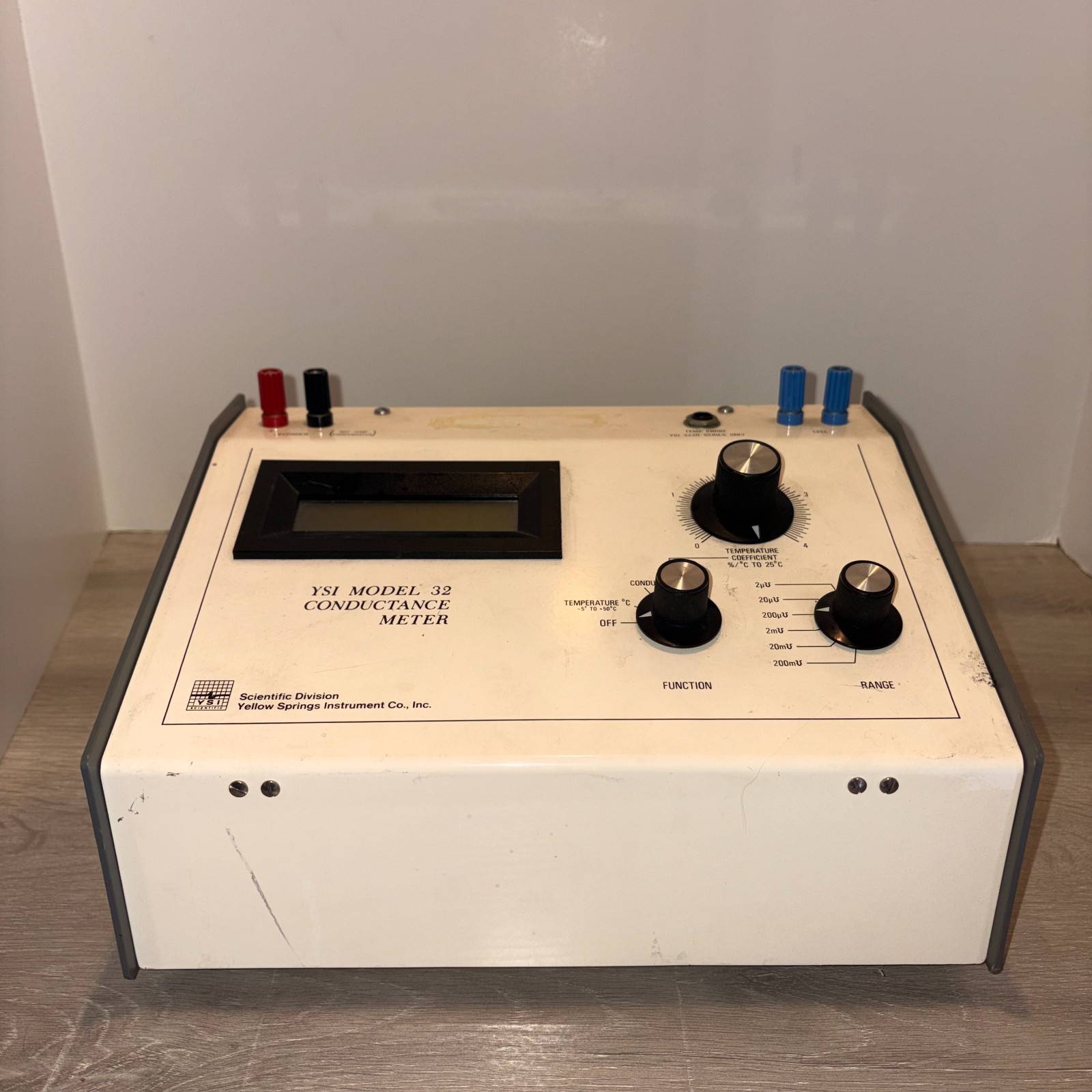 Yellow Springs Instruments YSI 32 Scientific Division Conductance Meter