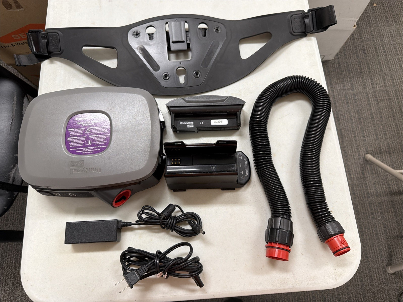 HONEYWELL North Primair PA710C Blower Unit with Hose and Battery and Filter