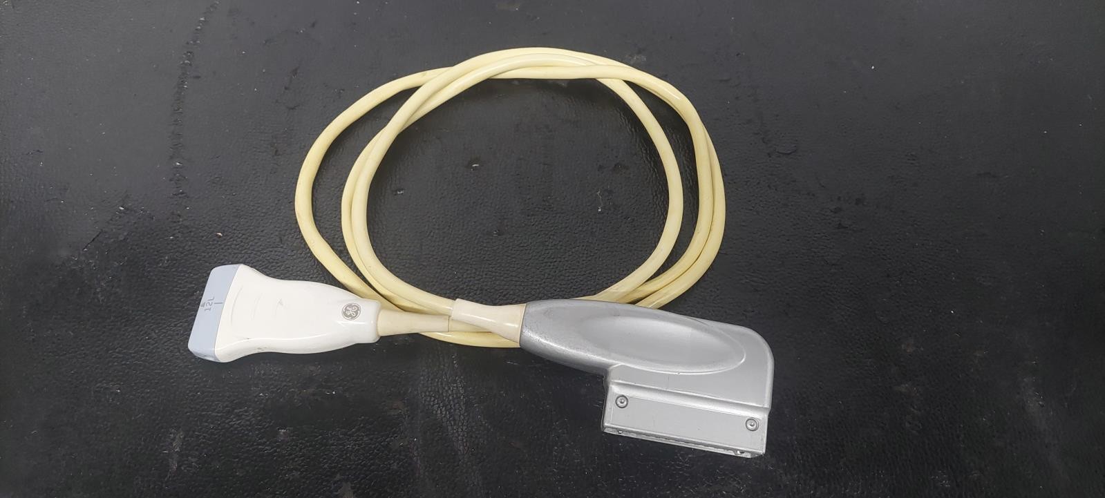 GE 12L-RS Transducer probe