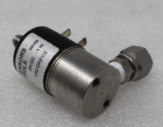 Gems Sensors & Controls 24 VDC 1 Watt 1/32 Orifice P/N A2211-S16 40PSI