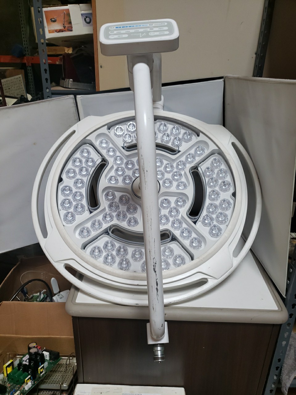 2 AMICO ICE30m 160 LED PROCEDURE/SURGICAL LIGHT OEM *see Pictures * Pair