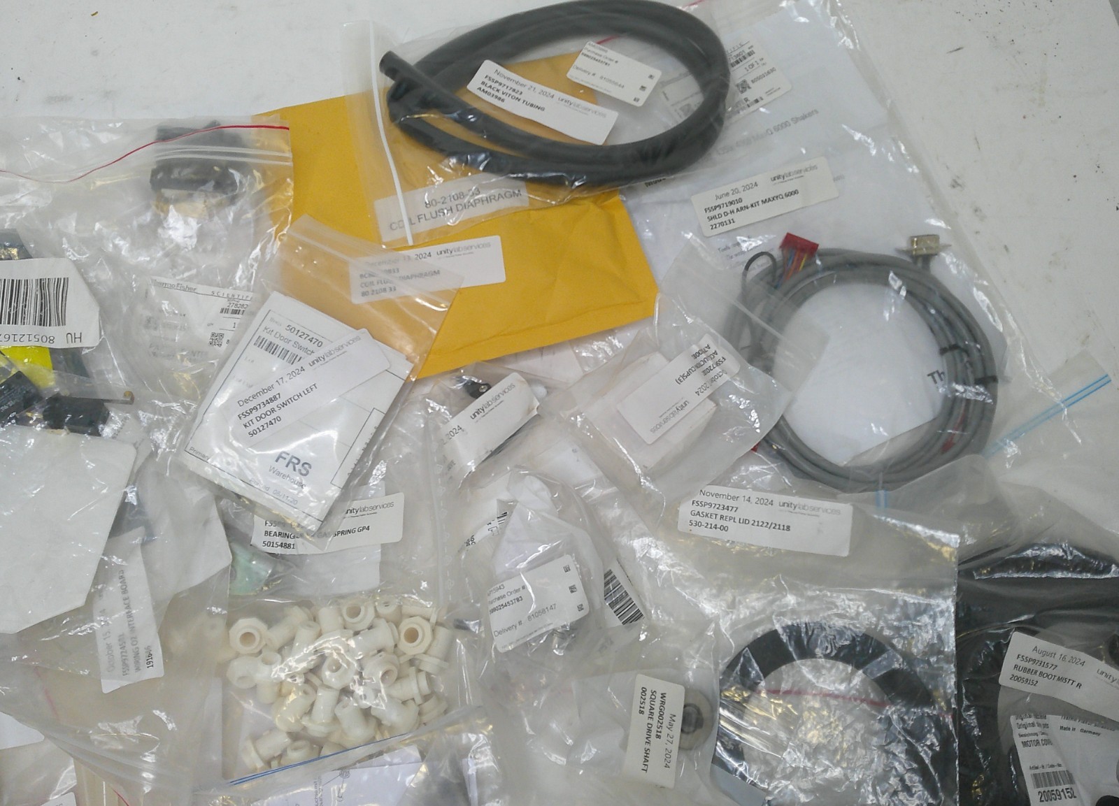 Joblot of 42 Pcs Thermo Fisher Scientific Parts