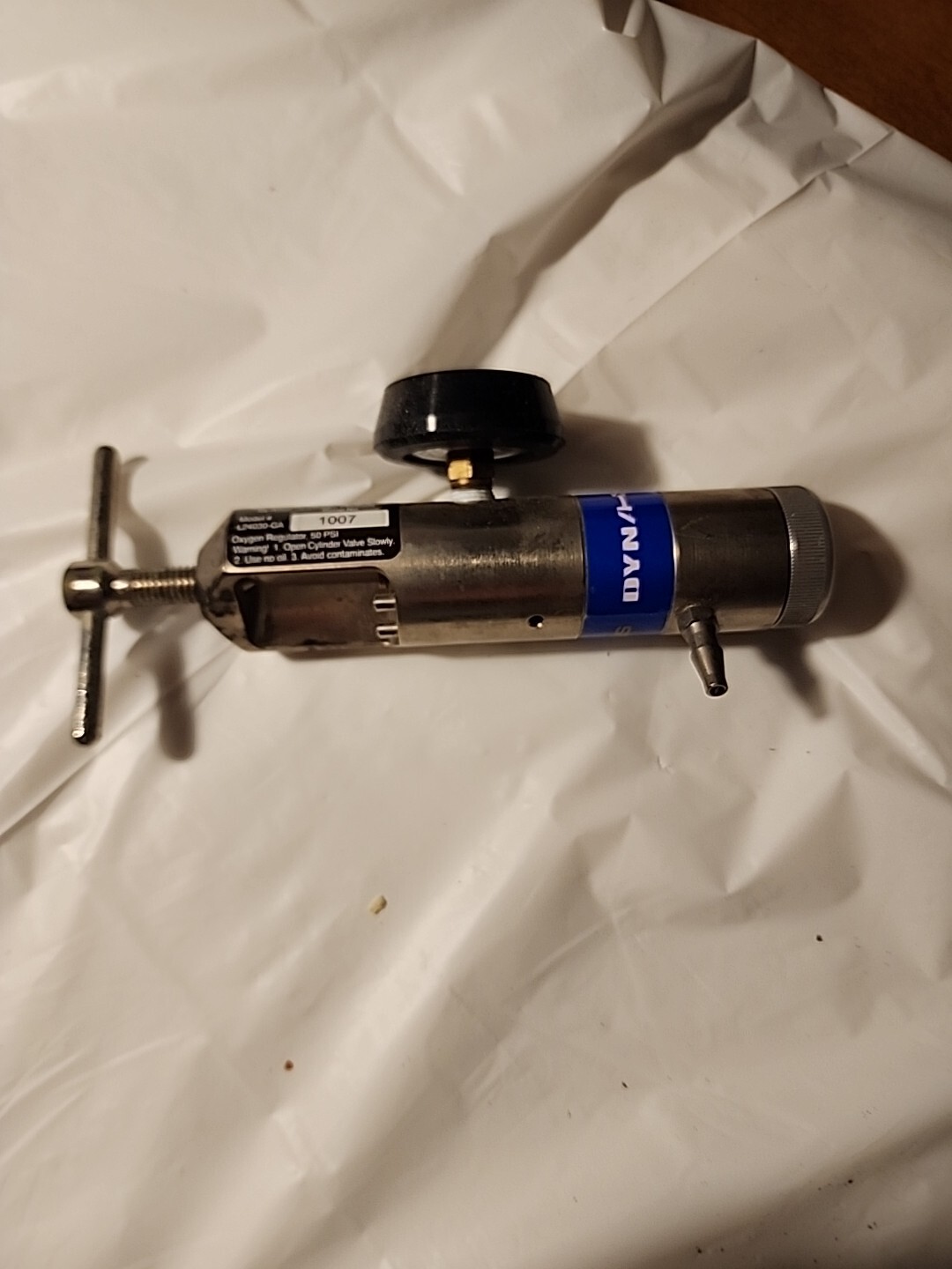 New Dyna-flo 2 L2460-GA Medical Oxygen Tank Regulator Valve Allied Healthcare