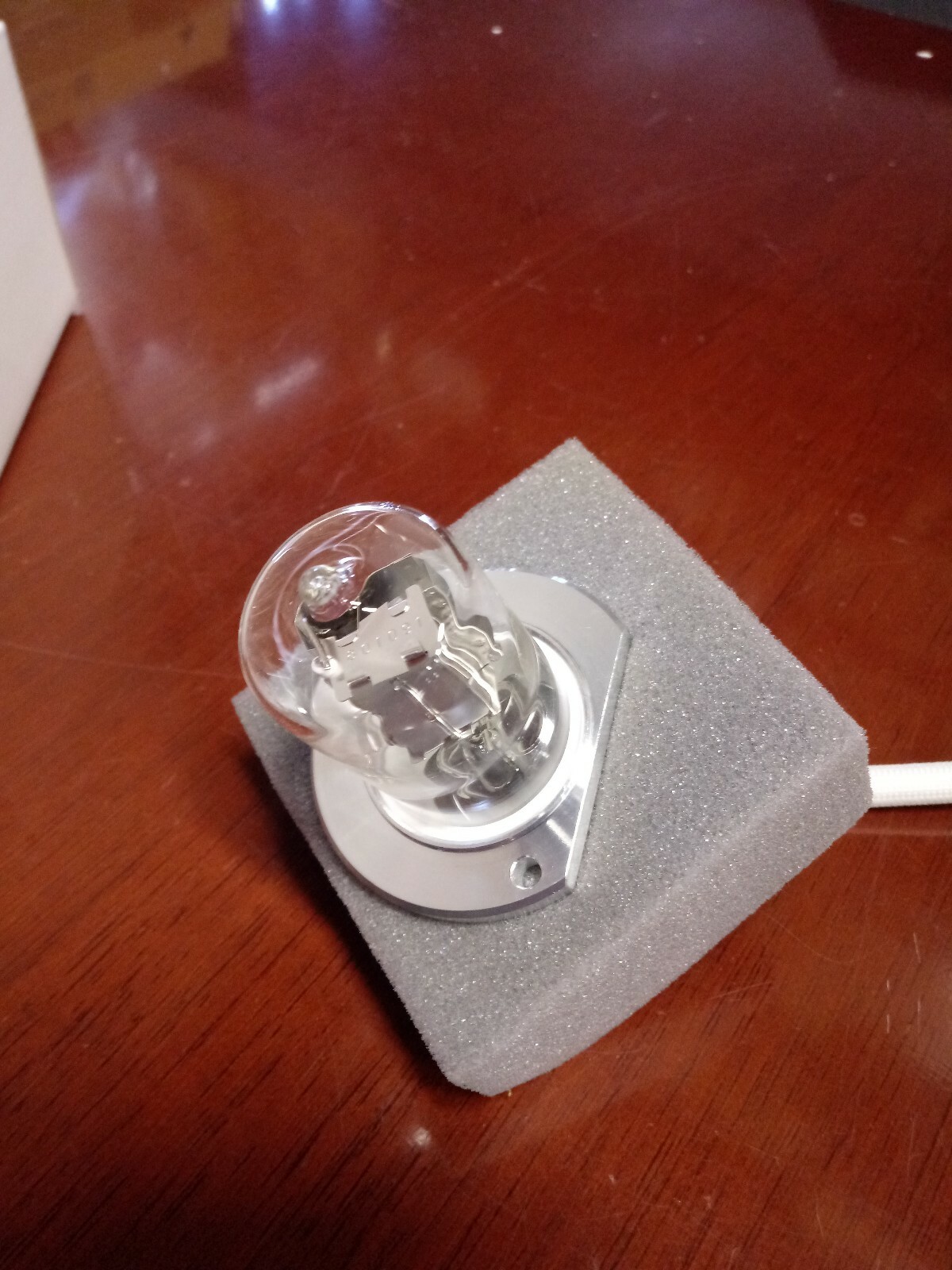 NEW P/N A1003-S LAMP, DEUTERIUM D2 ANACHEM LAMP