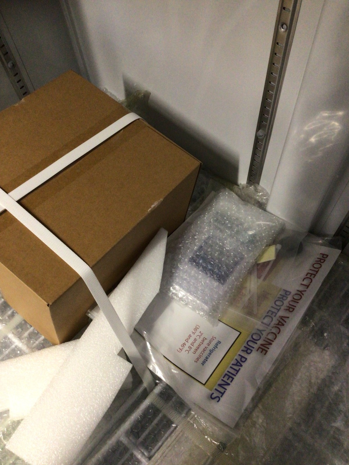 ABS American BioTech Supply Med Fridge HS-HC-LAB-R-33-G-B-IM-SLIDE 24227048 NEW